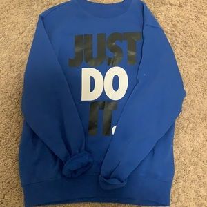 Nike pull over